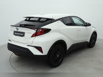 Used Toyota C-HR 2021 for sale - 76680908: Photo