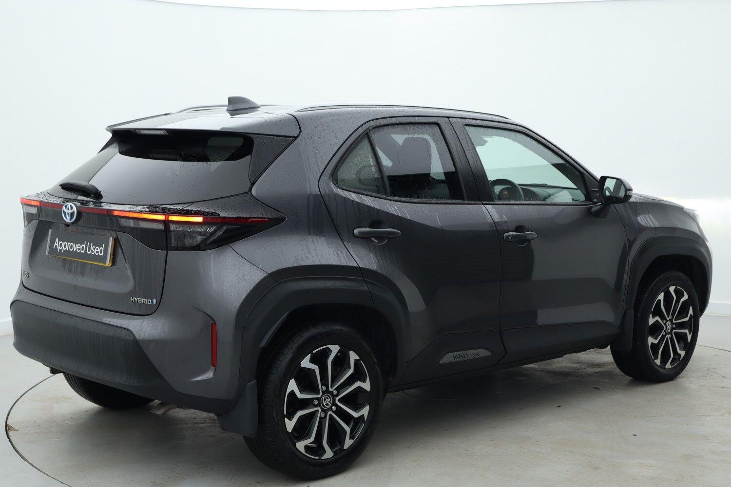 Used Toyota Yaris Cross 2022 for sale - 76675100: Photo 2