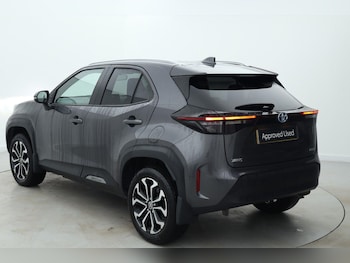 Used Toyota Yaris Cross 2022 for sale - 76675100: Photo
