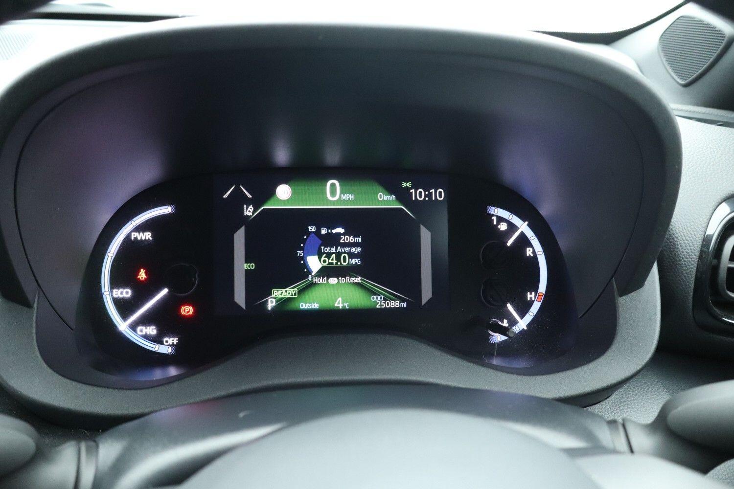 Used Toyota Yaris Cross 2022 for sale - 76675100: Photo 9