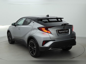 Used Toyota C-HR 2022 for sale - 77931608: Photo