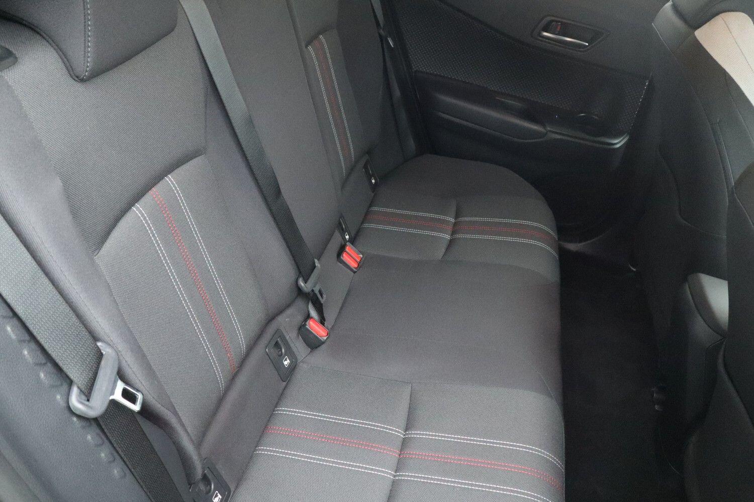 Used Toyota C-HR 2022 for sale - 77931608: Photo 8