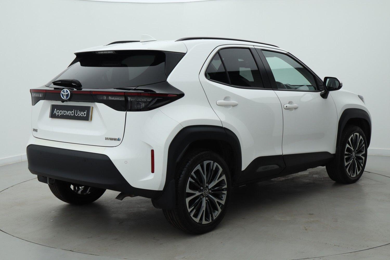 Used Toyota Yaris Cross 2023 for sale - 76676064: Photo 2