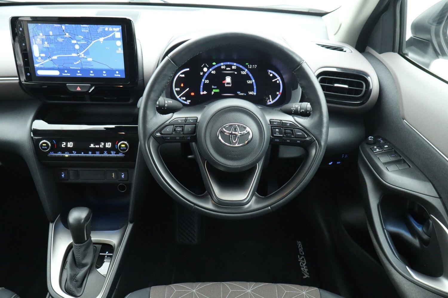 Used Toyota Yaris Cross 2023 for sale - 76676064: Photo 6