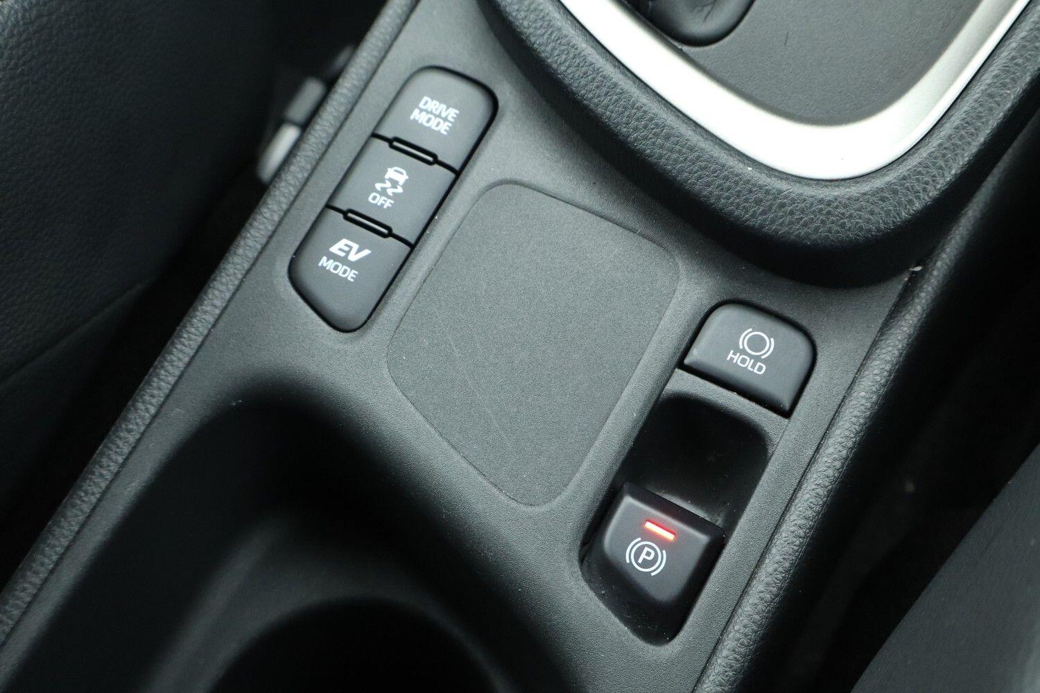 Used Toyota Yaris Cross 2023 for sale - 76676064: Photo 9