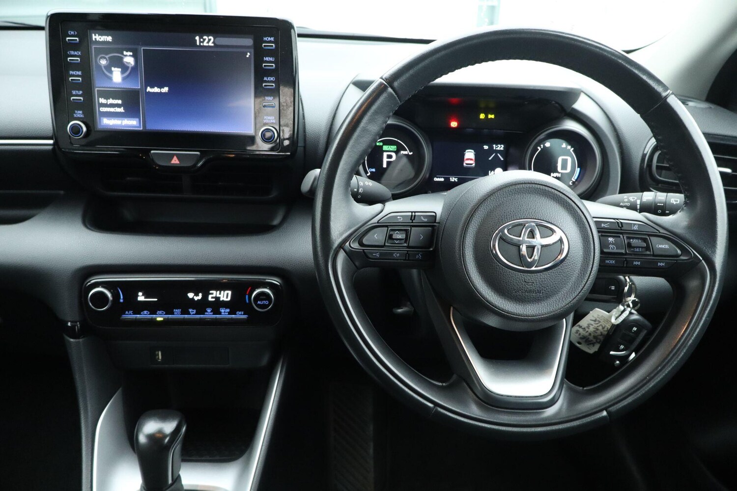 Used Toyota Yaris 2023 for sale - 76675859: Photo 8