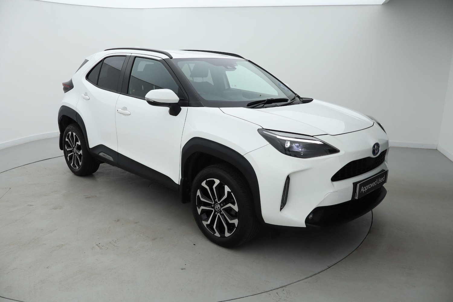 Used Toyota Yaris Cross 2023 for sale - 76676421: Photo 1