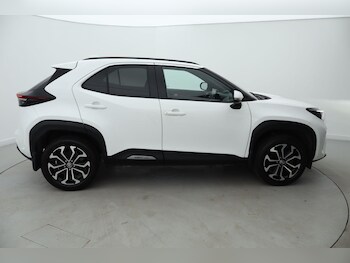Used Toyota Yaris Cross 2023 for sale - 76676421: Photo