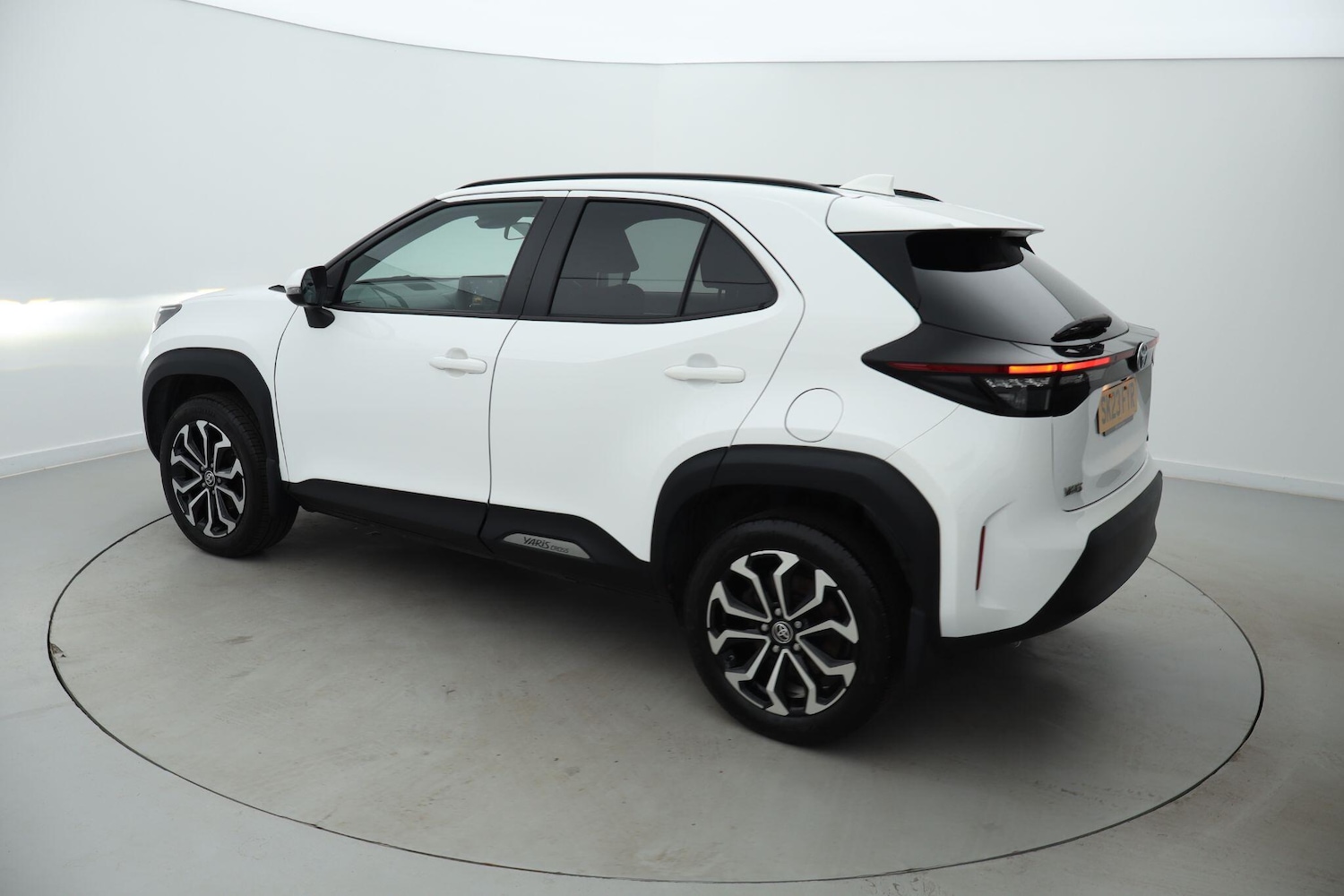 Used Toyota Yaris Cross 2023 for sale - 76676421: Photo 5