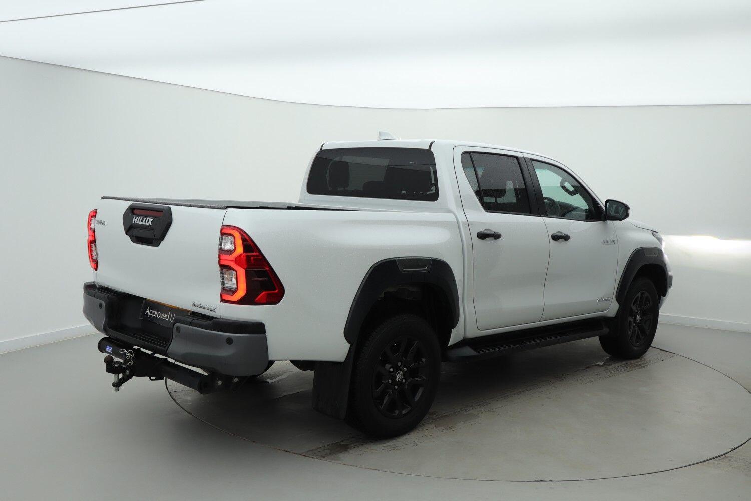 Used Toyota Hilux 2025 for sale - 78026017: Photo 2