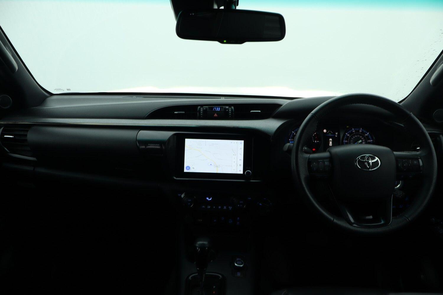 Used Toyota Hilux 2025 for sale - 78026017: Photo 8