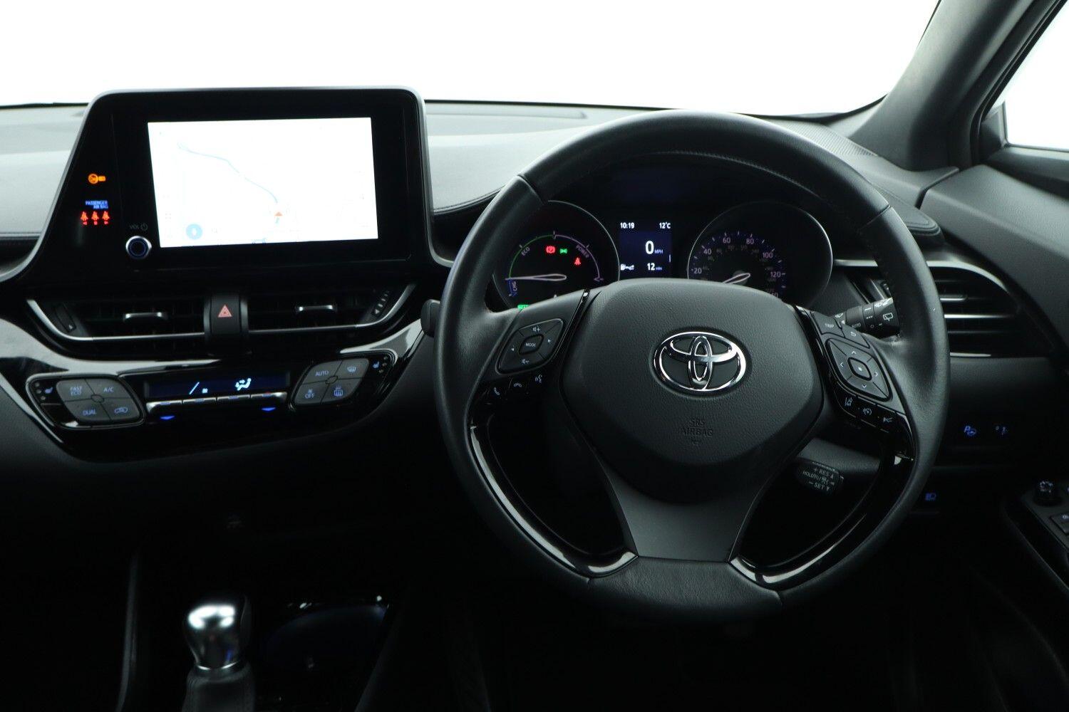 Used Toyota C-HR 2023 for sale - 76676230: Photo 6