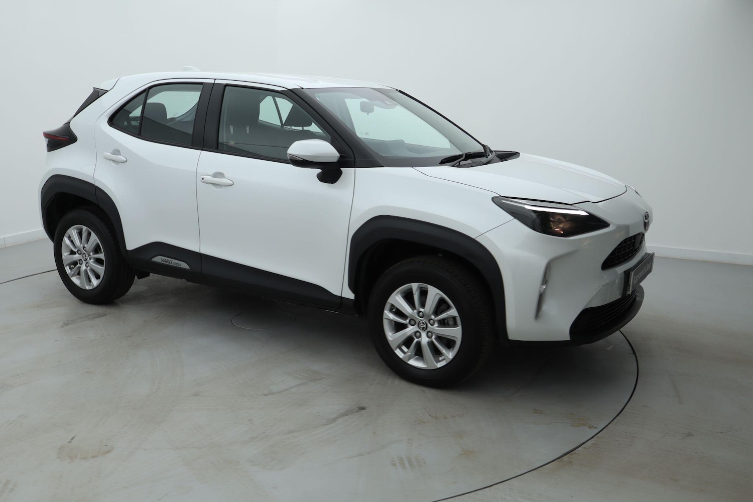 Used Toyota Yaris Cross 2024 for sale - 76677073: Photo 1