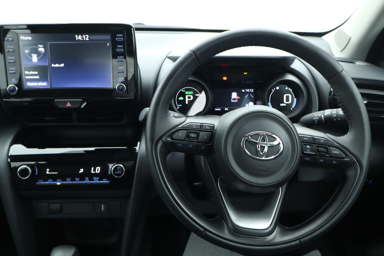 Used Toyota Yaris Cross 2024 for sale - 76677073: Photo 8