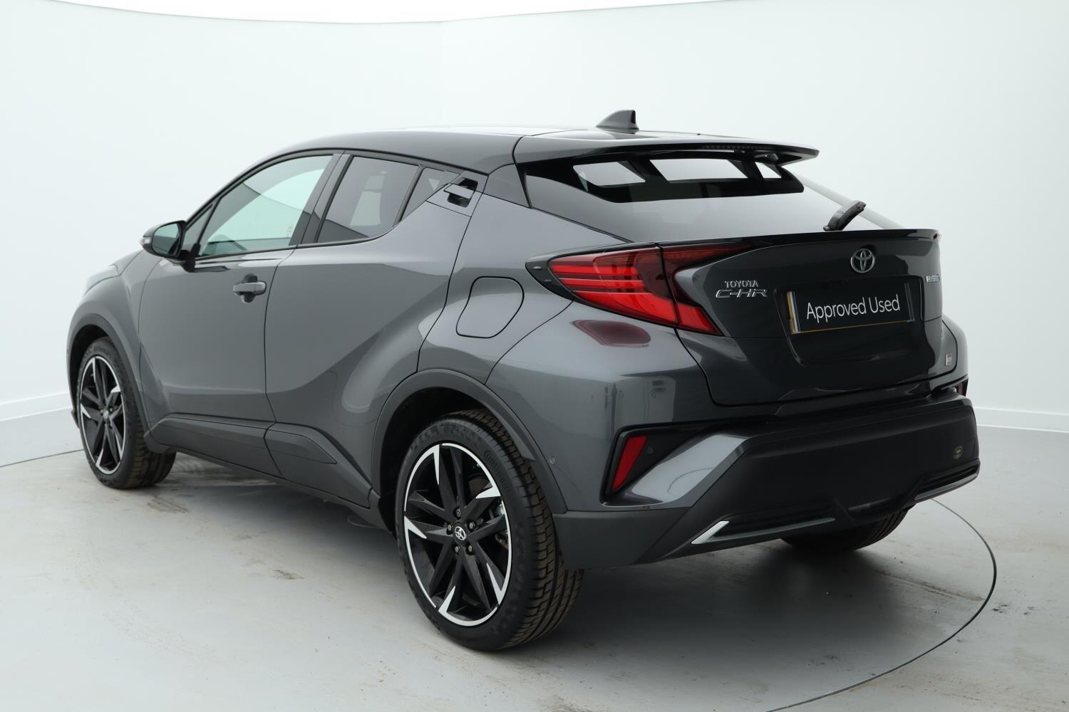 Used Toyota C-HR 2023 for sale - 78098821: Photo 2
