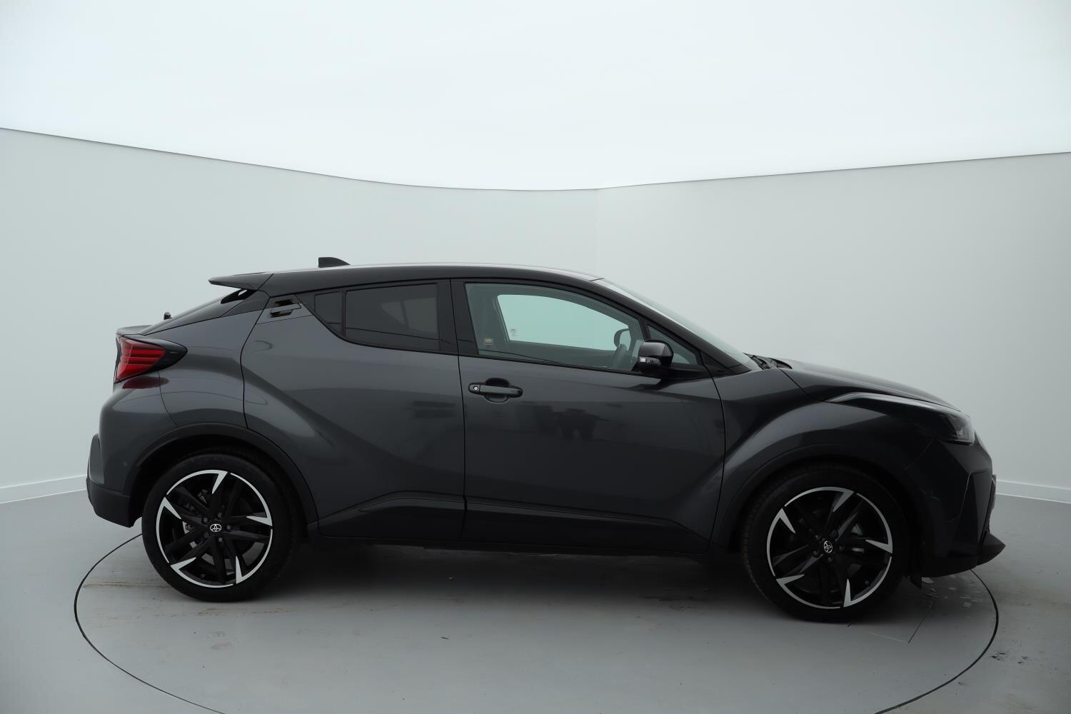 Used Toyota C-HR 2023 for sale - 78098821: Photo 6