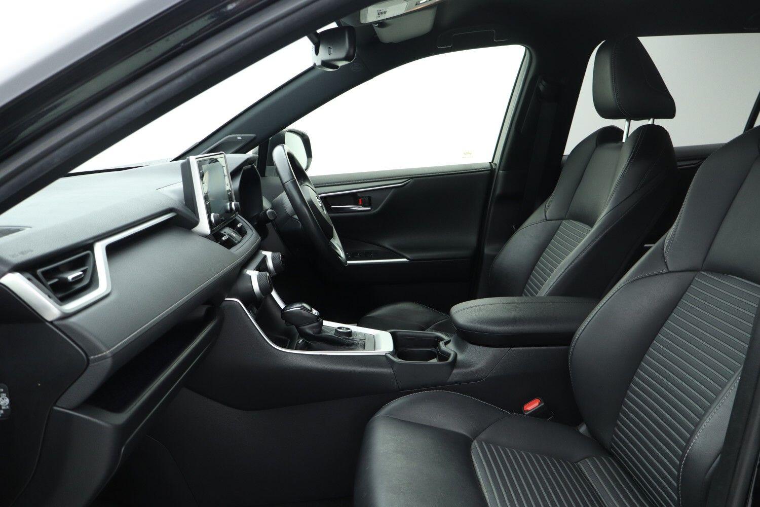 Used Toyota RAV4 2021 for sale - 77568635: Photo 10