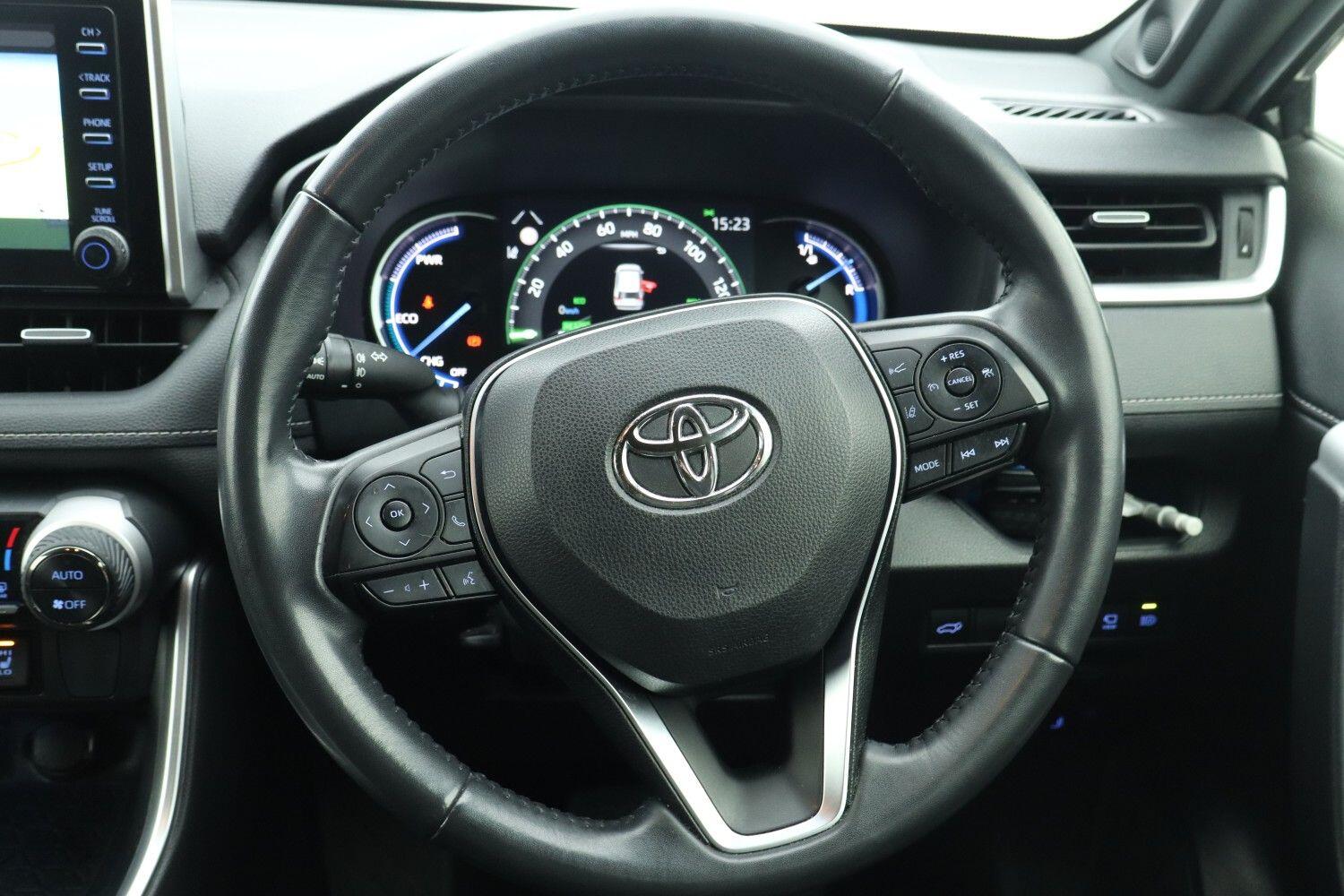 Used Toyota RAV4 2021 for sale - 77568635: Photo 8