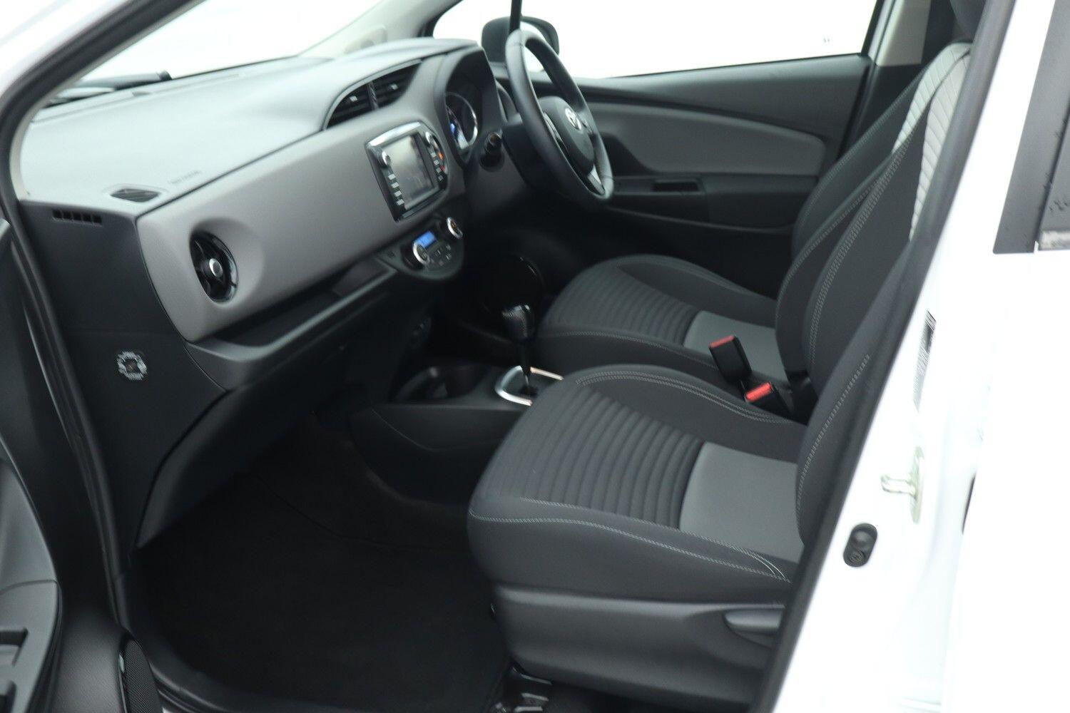 Used Toyota Yaris 2020 for sale - 77220748: Photo 10