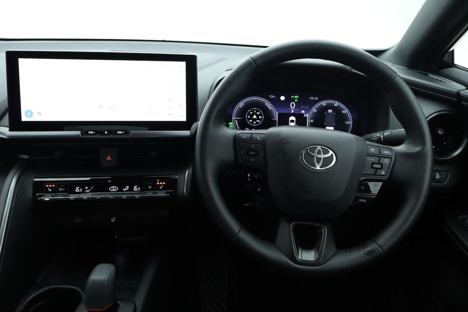 Used Toyota C-HR 2024 for sale - 76677850: Photo 8