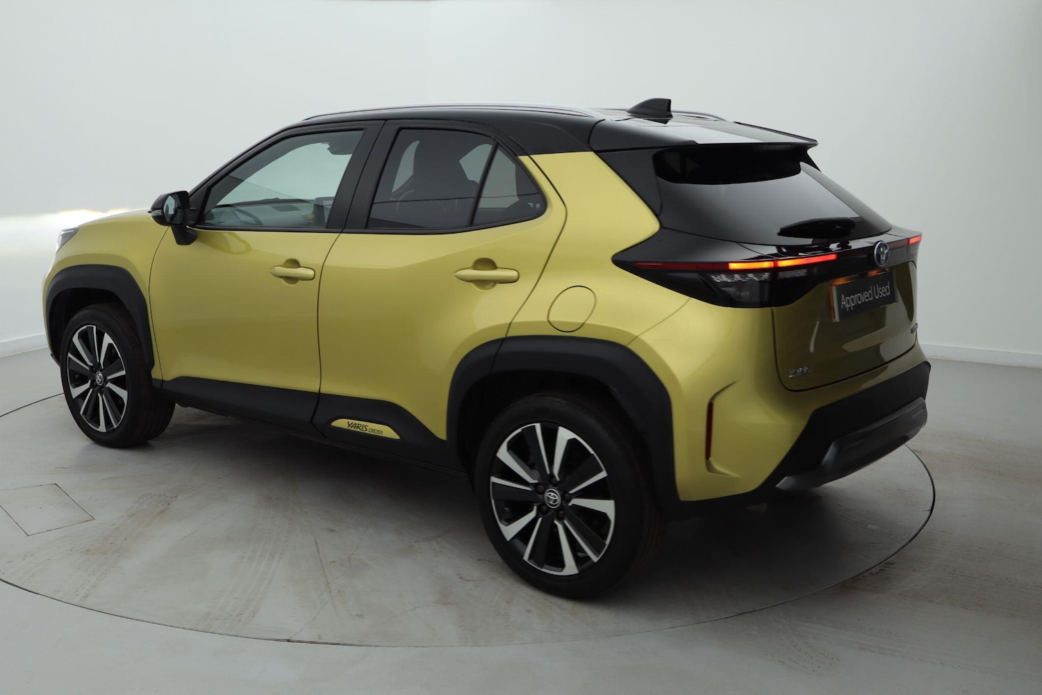 Used Toyota Yaris Cross 2022 for sale - 76675316: Photo 5