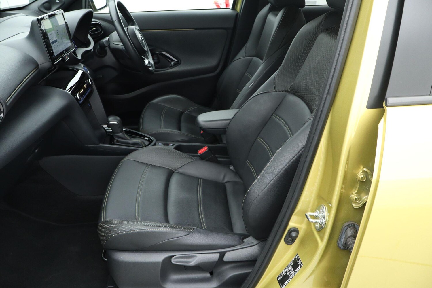 Used Toyota Yaris Cross 2022 for sale - 76675316: Photo 7