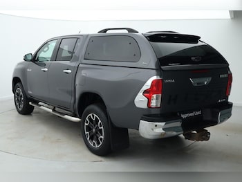 Used Toyota Hilux 2017 for sale - 76673518: Photo
