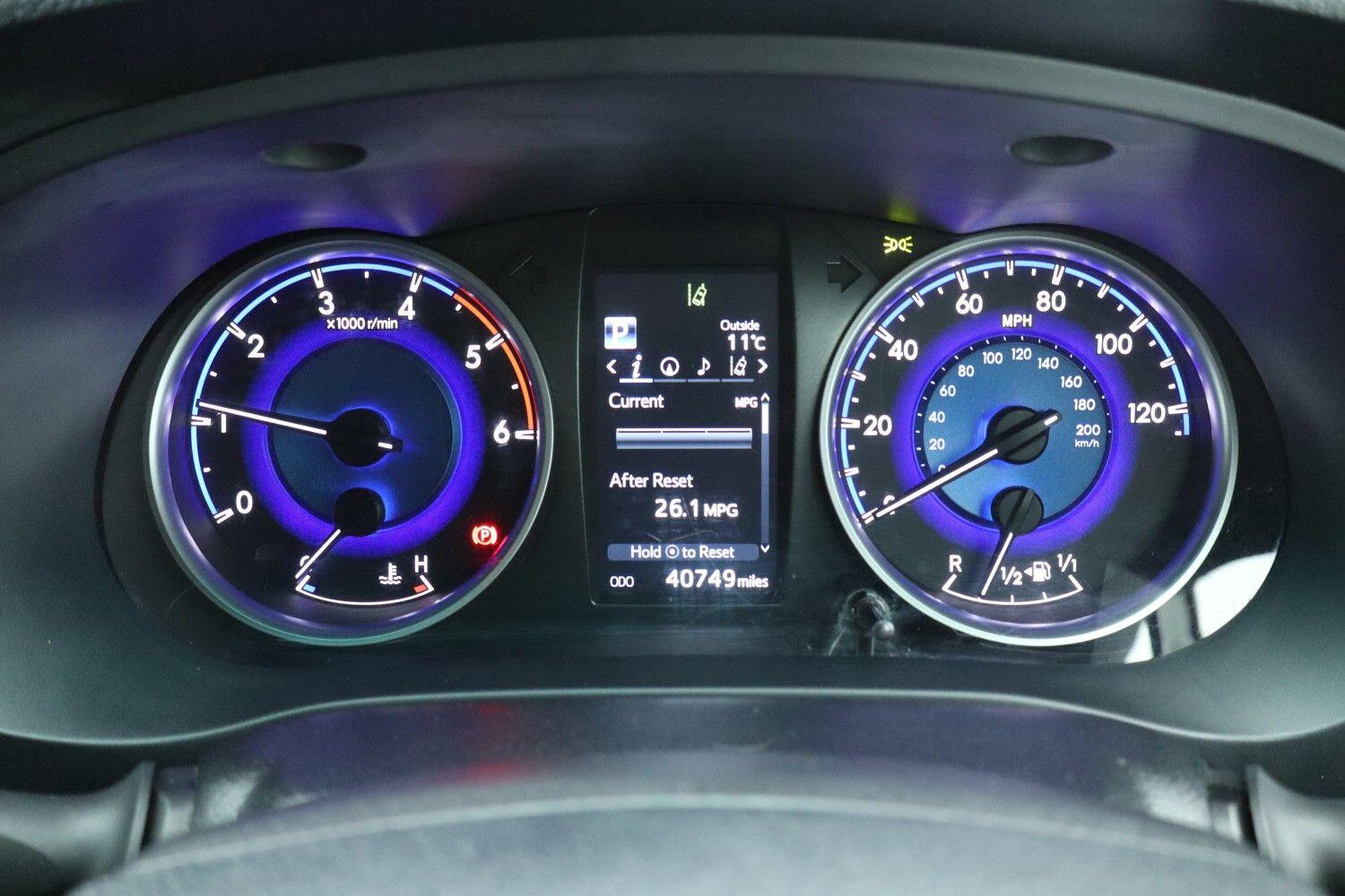 Used Toyota Hilux 2017 for sale - 76673518: Photo 9