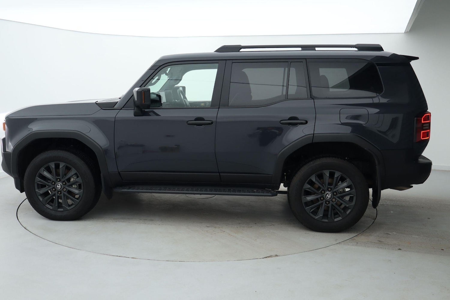 Used Toyota Land Cruiser 2024 for sale - 76706295: Photo 3