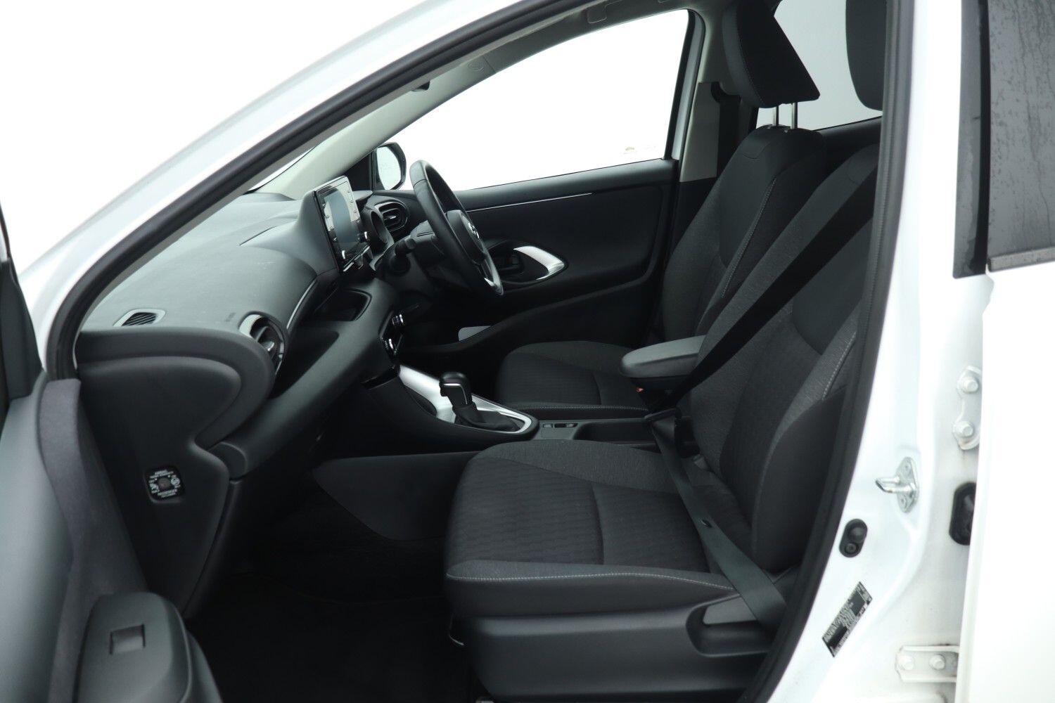 Used Toyota Yaris 2022 for sale - 77323764: Photo 10