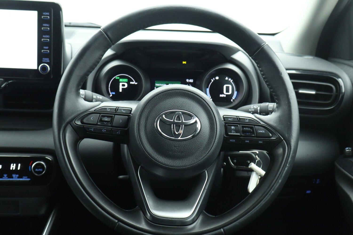 Used Toyota Yaris 2022 for sale - 77323764: Photo 8