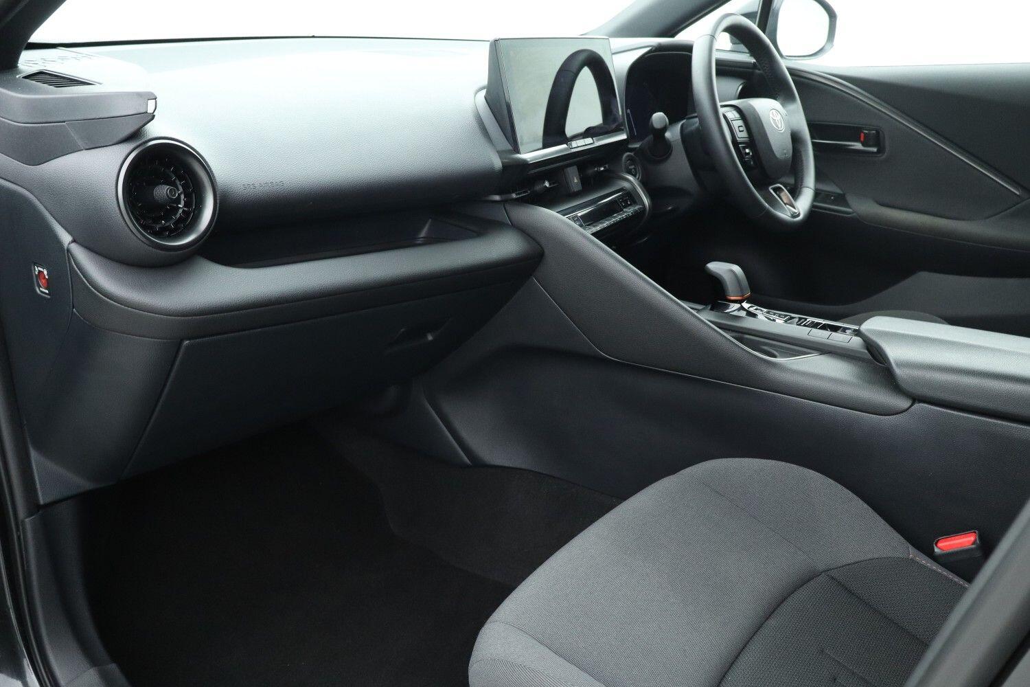 Used Toyota C-HR 2024 for sale - 76677301: Photo 10