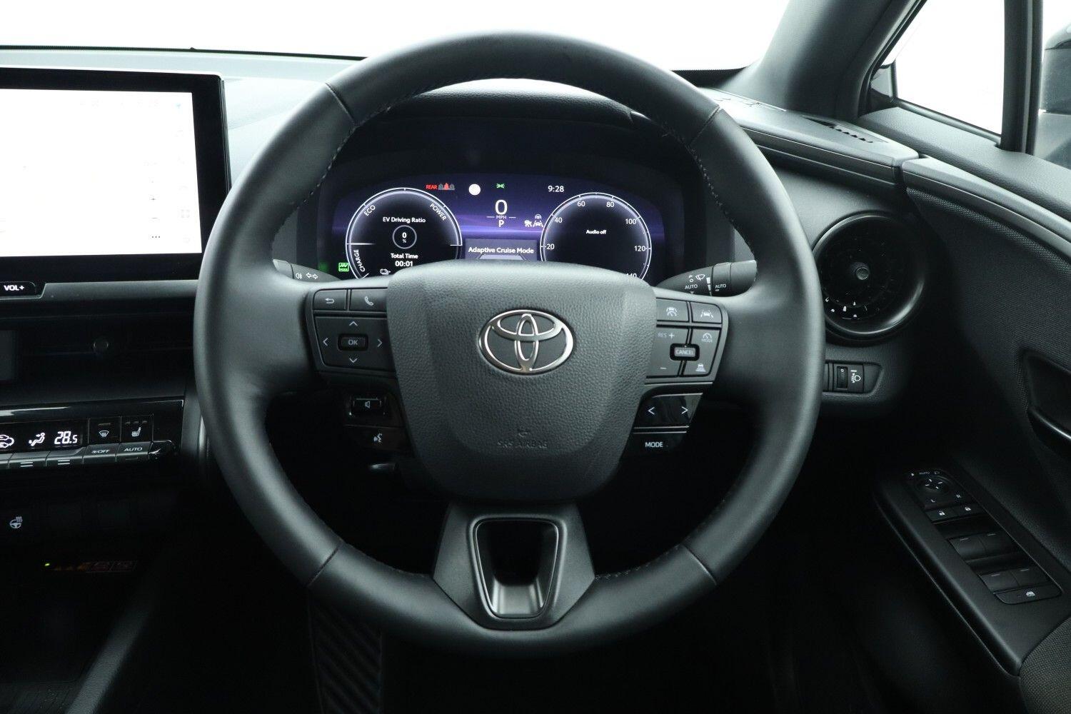 Used Toyota C-HR 2024 for sale - 76677301: Photo 8