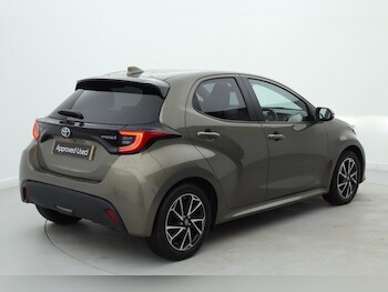 Used Toyota Yaris 2024 for sale - 77792989: Photo