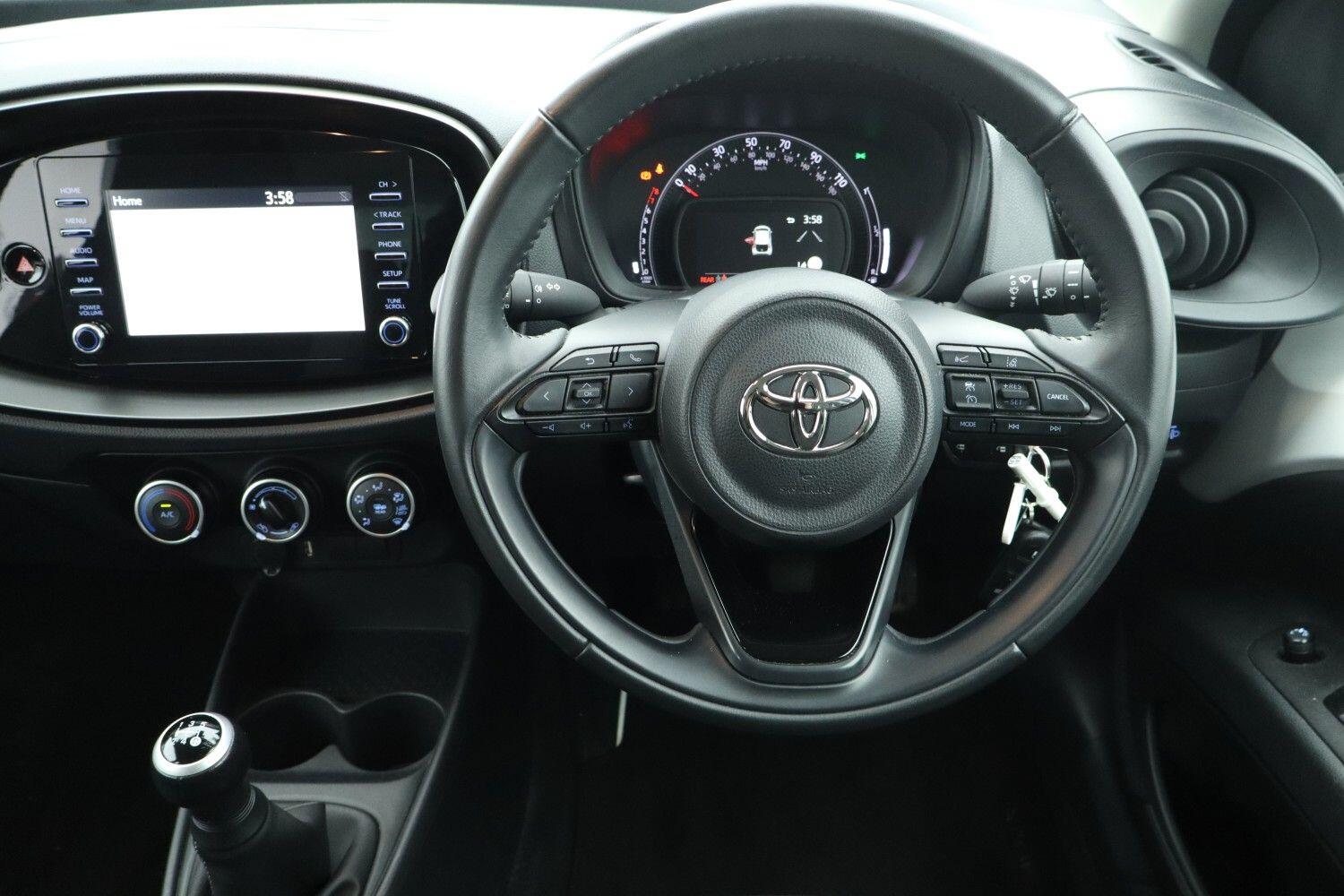 Used Toyota Aygo X 2023 for sale - 76807364: Photo 7