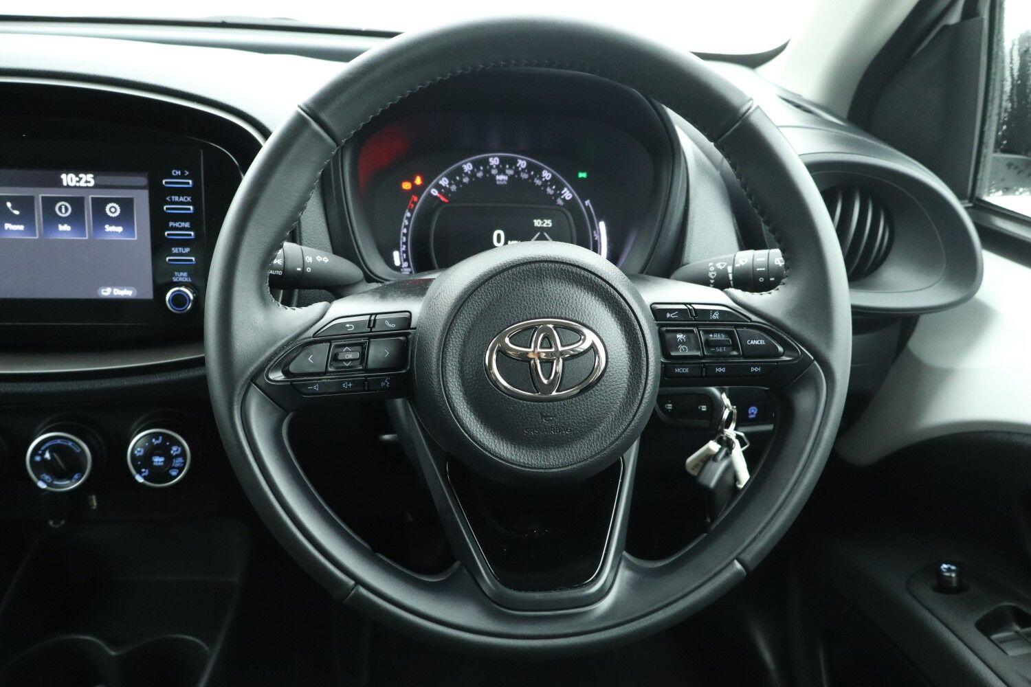 Used Toyota Aygo X 2023 for sale - 76675826: Photo 8