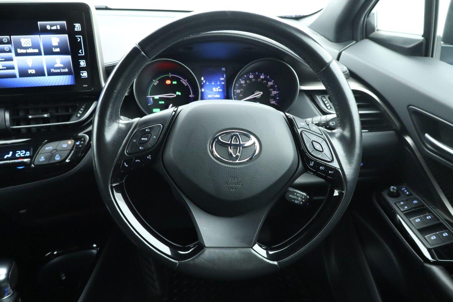 Used Toyota C-HR 2018 for sale - 76968780: Photo 8