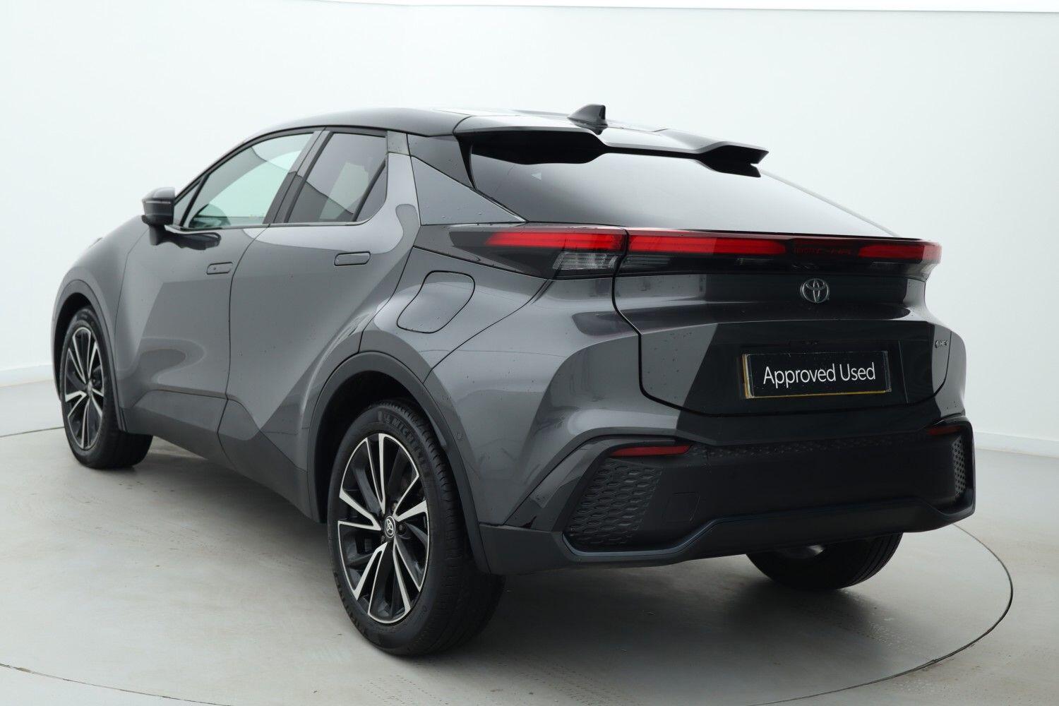 Used Toyota C-HR 2025 for sale - 76680207: Photo 4