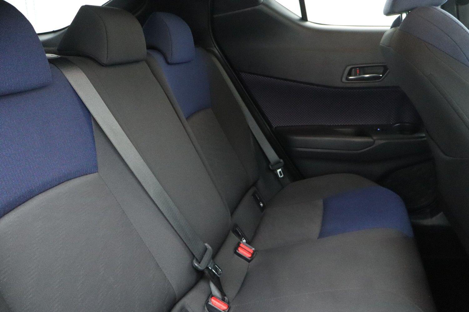 Used Toyota C-HR 2017 for sale - 78169234: Photo 10