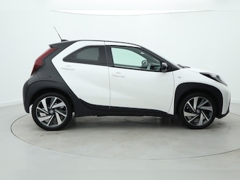 Used Toyota Aygo X 2023 for sale - 76675392: Photo