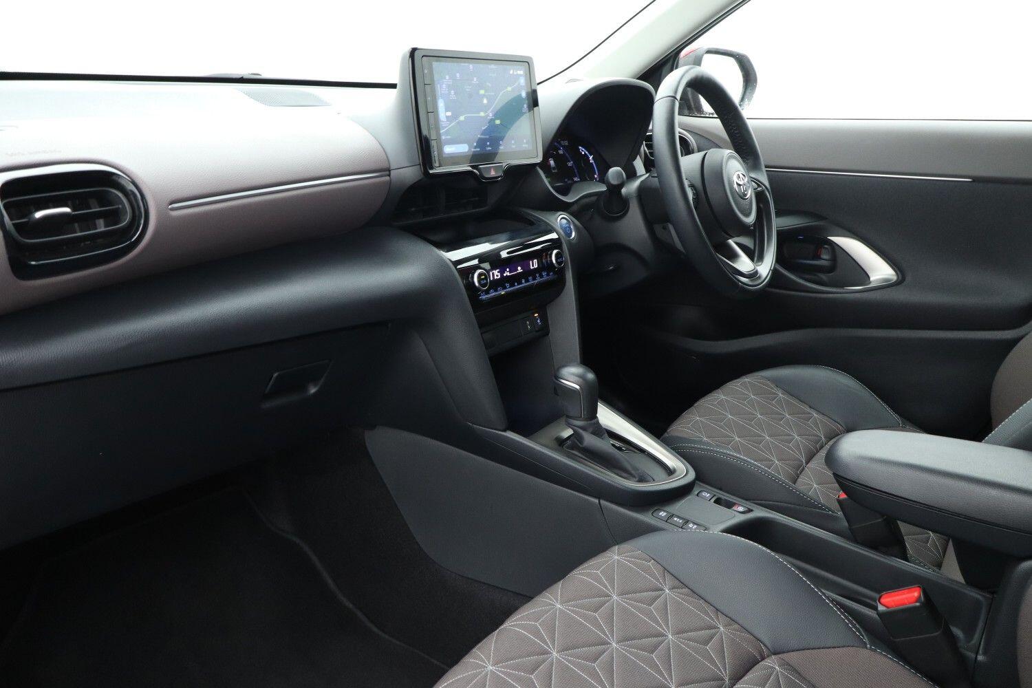 Used Toyota Yaris Cross 2024 for sale - 76677155: Photo 10