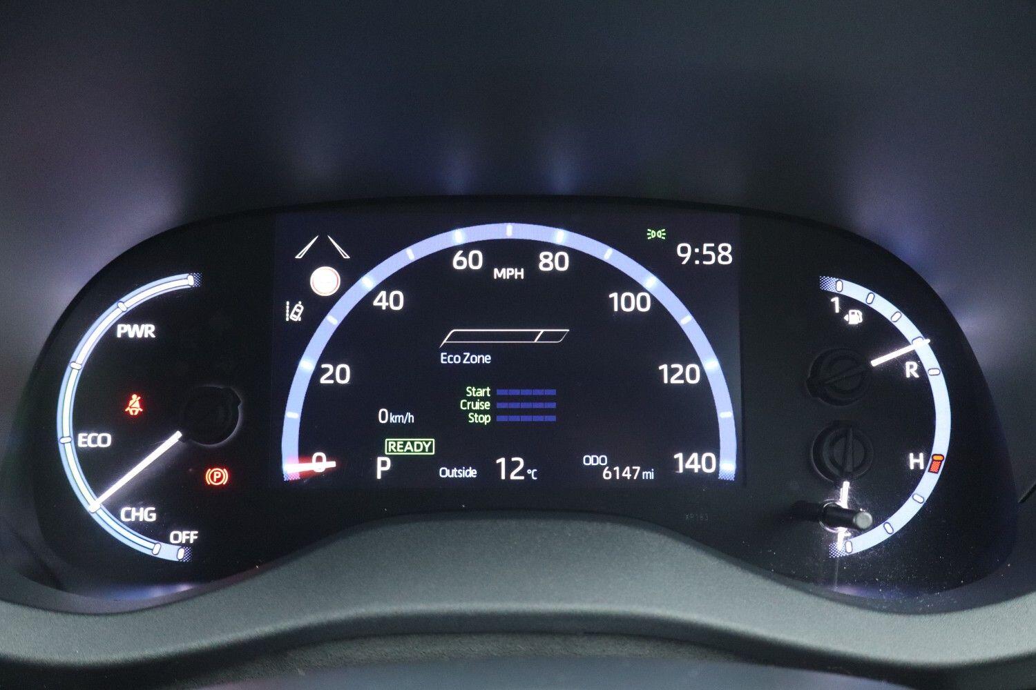 Used Toyota Yaris Cross 2024 for sale - 76677155: Photo 9