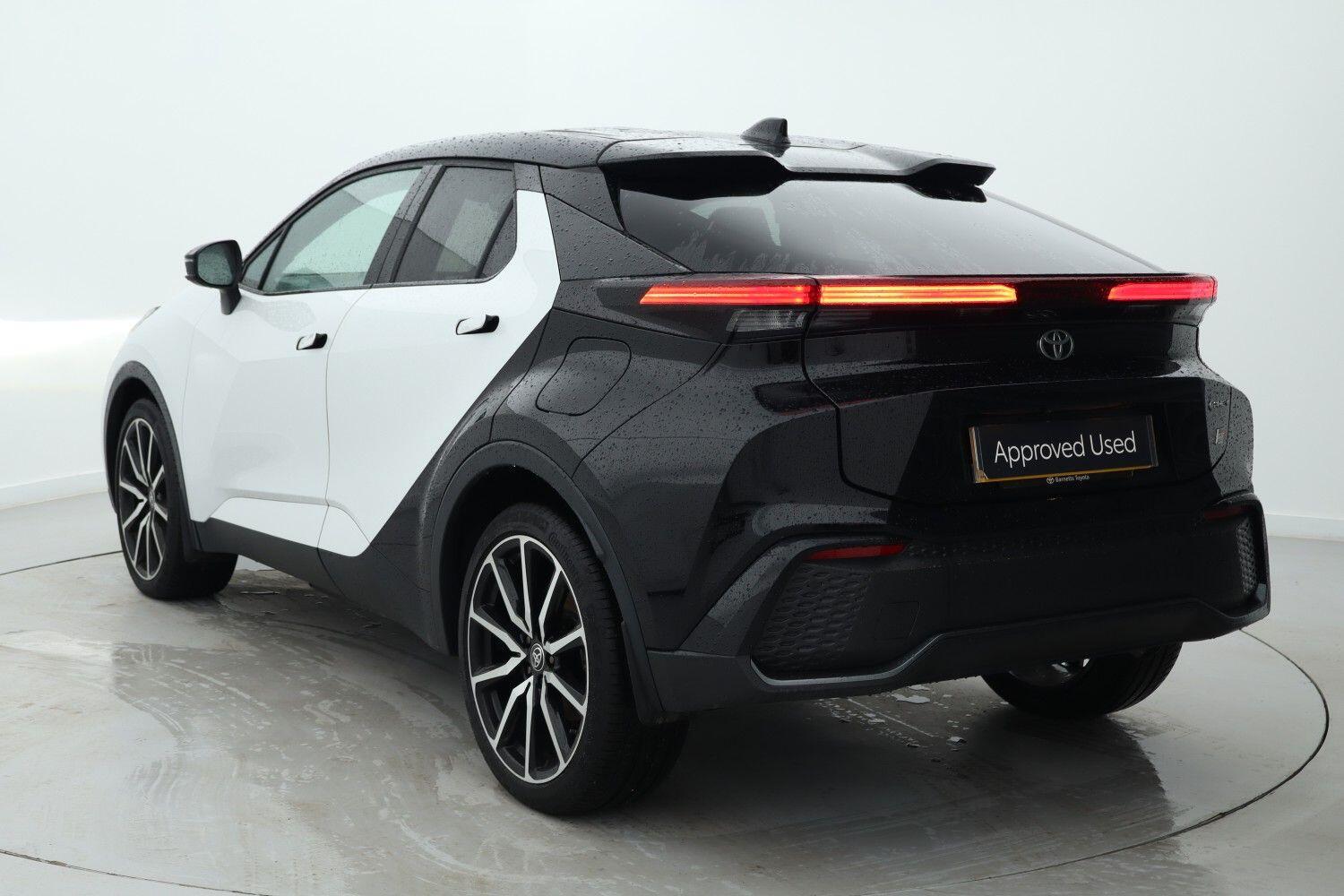 Used Toyota C-HR 2024 for sale - 76677337: Photo 4