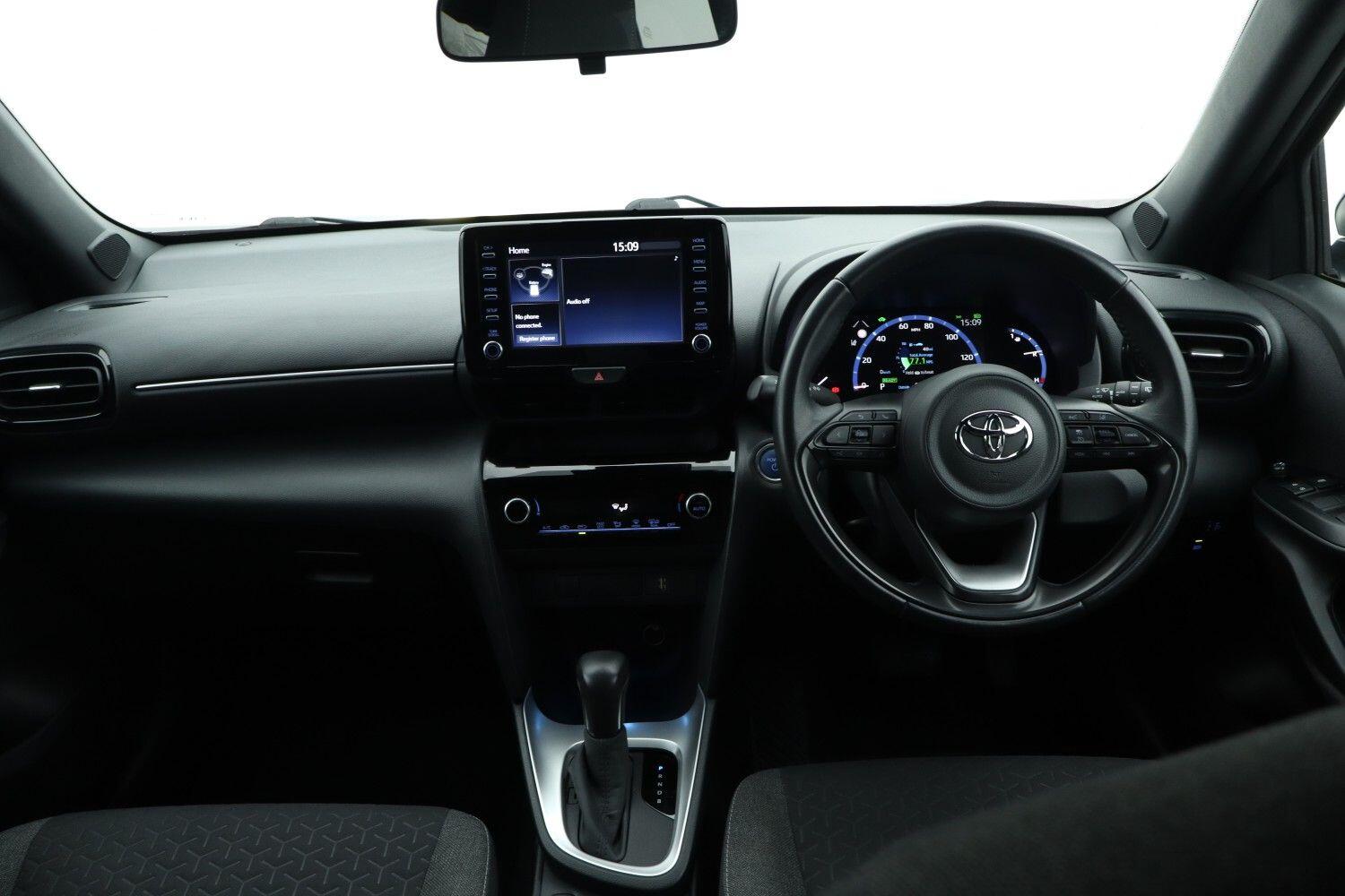 Used Toyota Yaris Cross 2023 for sale - 76677027: Photo 5