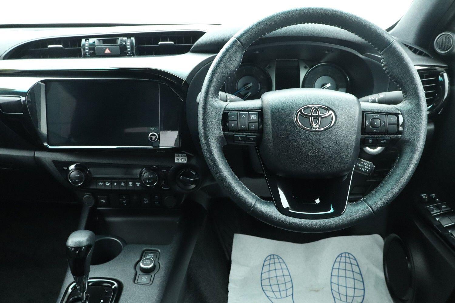 Used Toyota Hilux 2025 for sale - 77901494: Photo 9