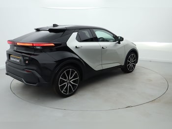 Used Toyota C-HR 2024 for sale - 76677724: Photo