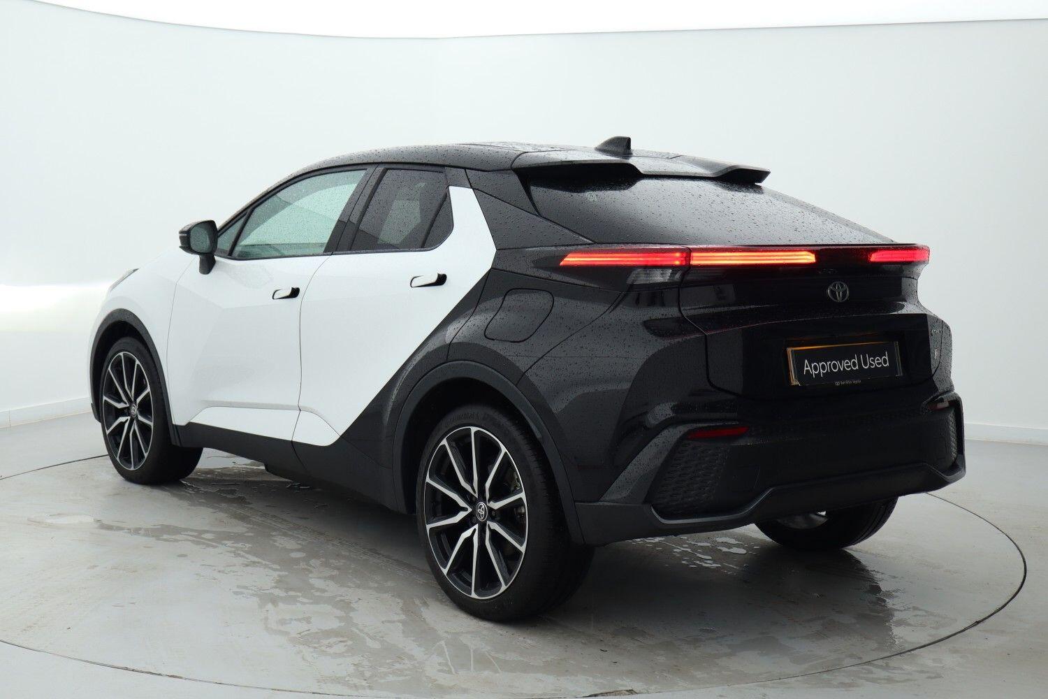 Used Toyota C-HR 2024 for sale - 76677392: Photo 4