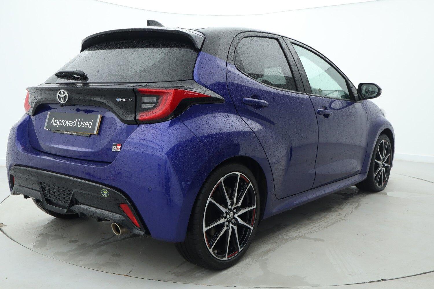 Used Toyota Yaris 2024 for sale - 77616530: Photo 2