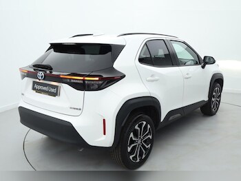 Used Toyota Yaris Cross 2023 for sale - 76676936: Photo