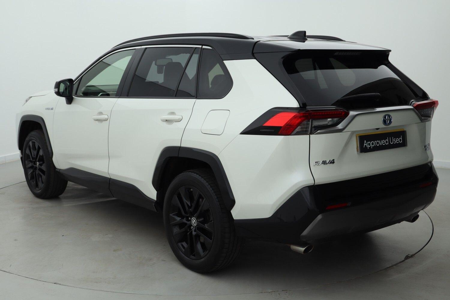 Used Toyota RAV4 2020 for sale - 76681099: Photo 4